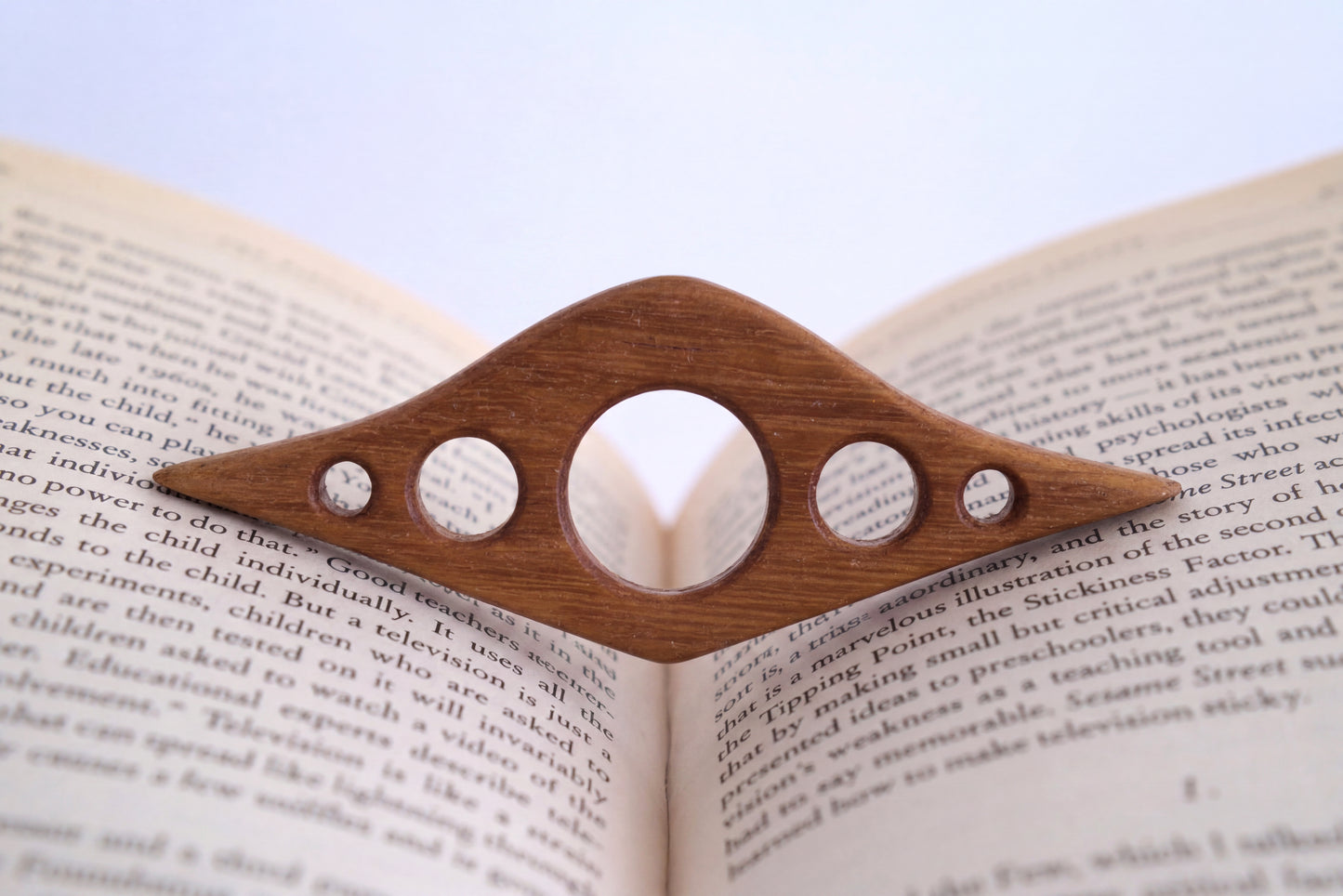 Thumb Book Holder